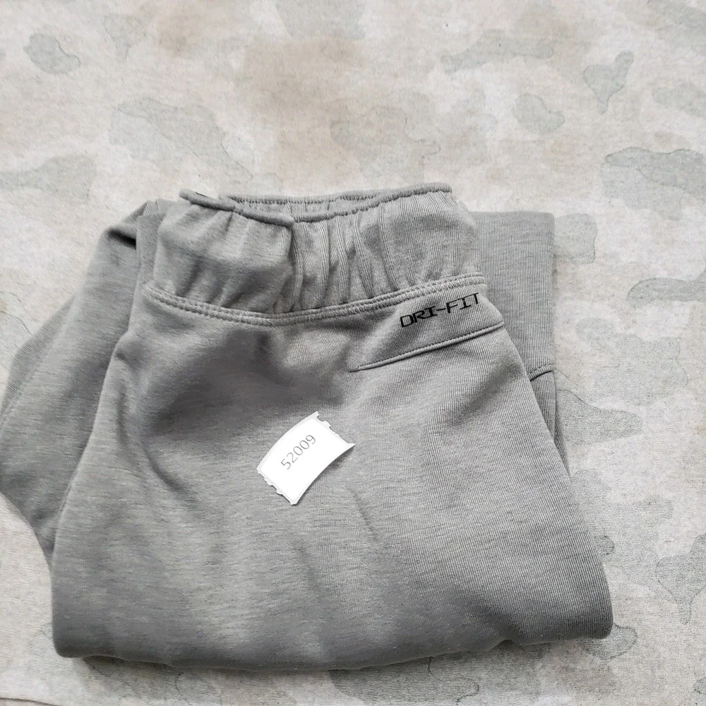 Jordan Joggers Mens Large Gray Pockets Drawstring Sports Fleece Gym